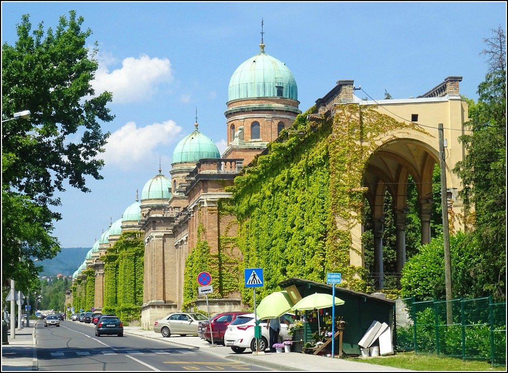 Is Mirogoj Cemetery Zagreb the most Beautiful Cemetery in Europe? | Budget  Travel Talk